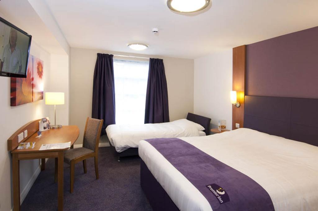 Premier Inn Sittingbourne Kent Δωμάτιο φωτογραφία